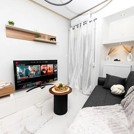 Modern Nest Kanari - Stylish With Balcony & Fast Wifi Apartamento