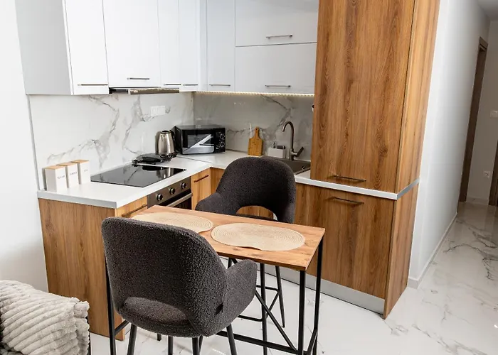 Apartmán Modern Nest Kanari - Stylish With Balcony & Fast Wifi Soluň