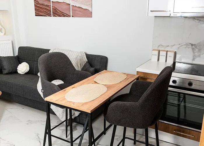 Apartman Modern Nest Kanari - Stylish With Balcony & Fast Wifi *