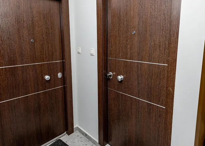 Apartman Modern Nest Kanari - Stylish With Balcony & Fast Wifi *